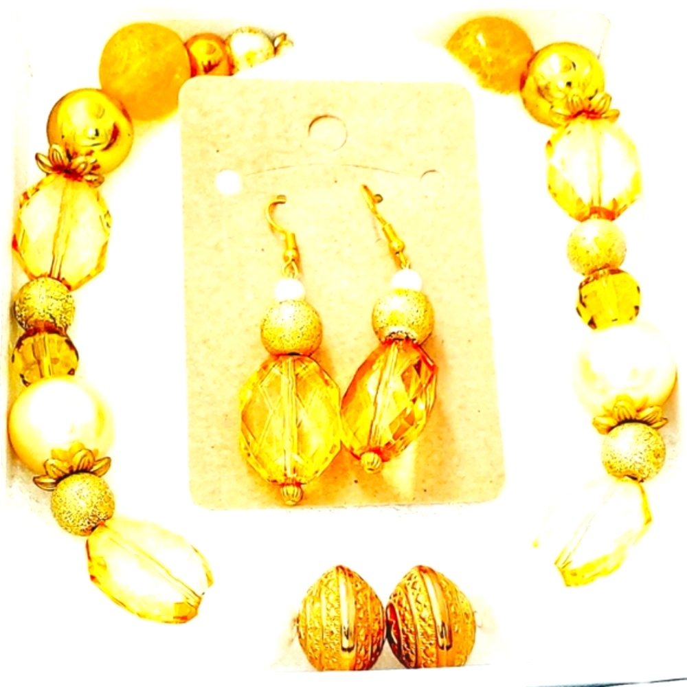 2472NE138. Handmade 2 pc. Yellow Gold Necklace Set